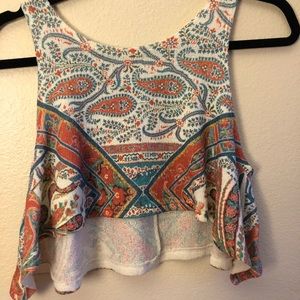 Knitted paisley high low crop top🌟